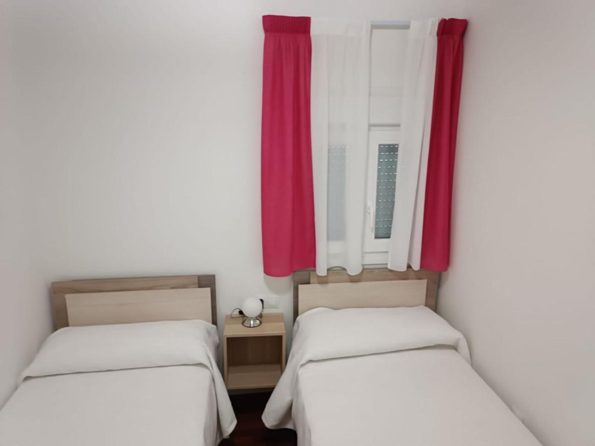 Lyrioshomes Apartamento Filpo Rojas , Sevilla Exteriör bild